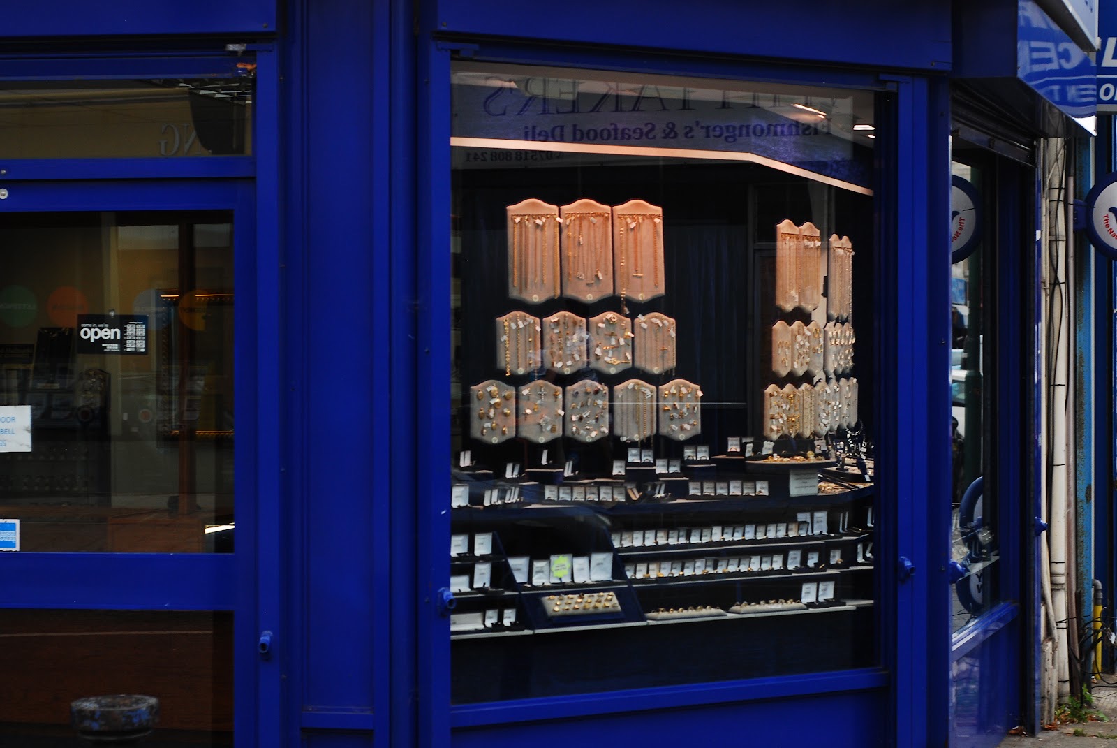 Gold Stores in Streatham London